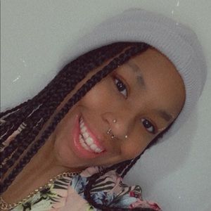 Meet your Posher, Camille